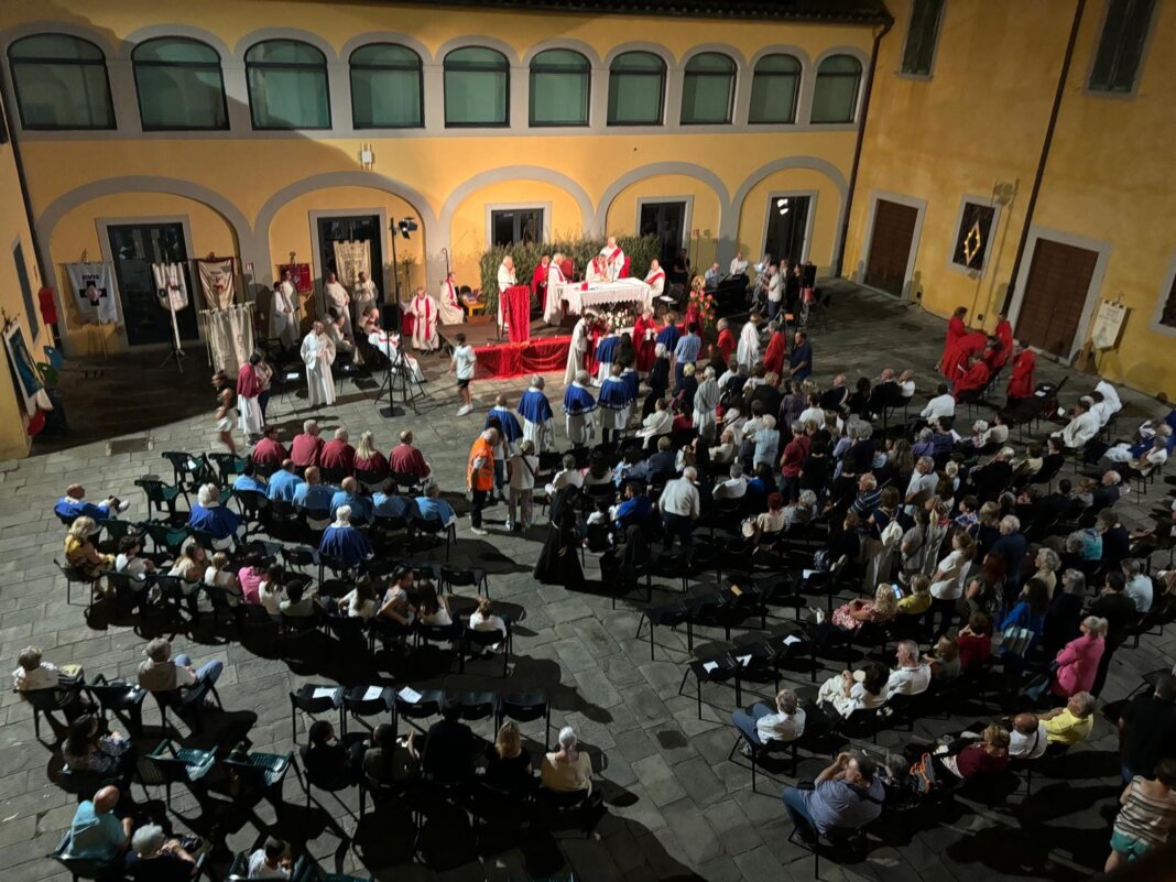 Grande partecipazione per le celebrazioni del Santissimo Crocifisso a Borgo a Buggiano (Foto Comune di Buggiano)