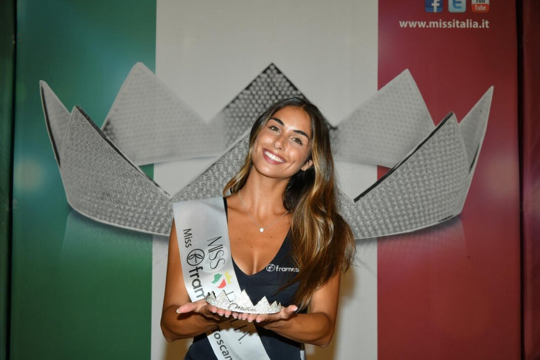 Ofelia Passaponti di Siena vince la selezione di Lamporecchio e vola alle prefinali di Miss Italia