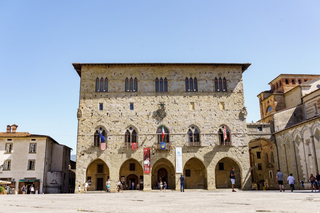 Isolato telefonicamente per alcune ore il Comune di Pistoia (foto Visit Pistoia)