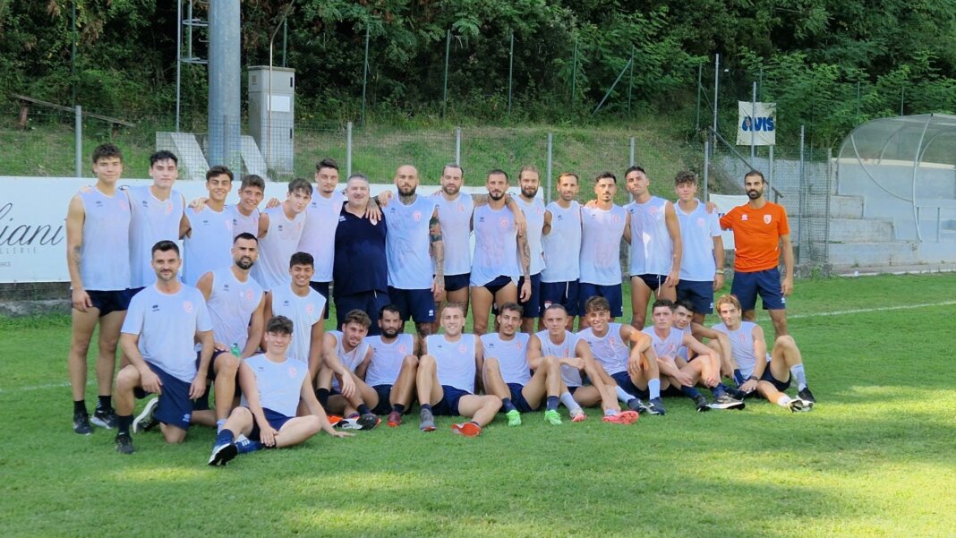 La rosa della Fc Pistoiese durante il ritiro (foto Fc Pistoiese)