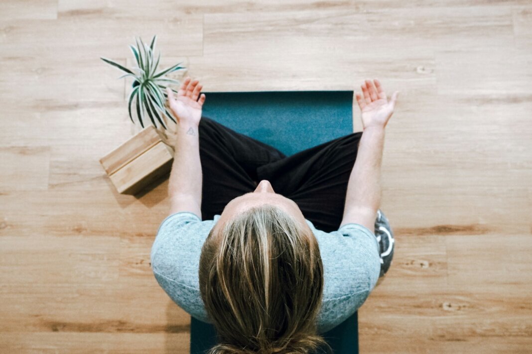 yoga ginnastica donna