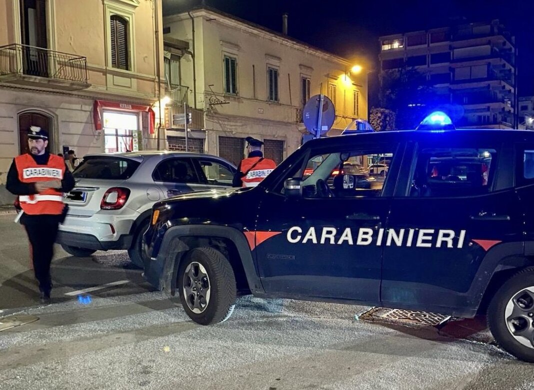 Rapine alla stazione di Montecatini, individuati i presunti autori di due colpi