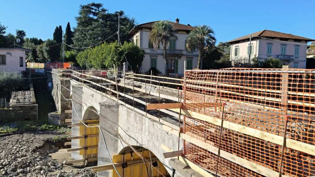 Lavori a Ponte all'Abate, 12 attività si rivolgono a un legale per i ritardi