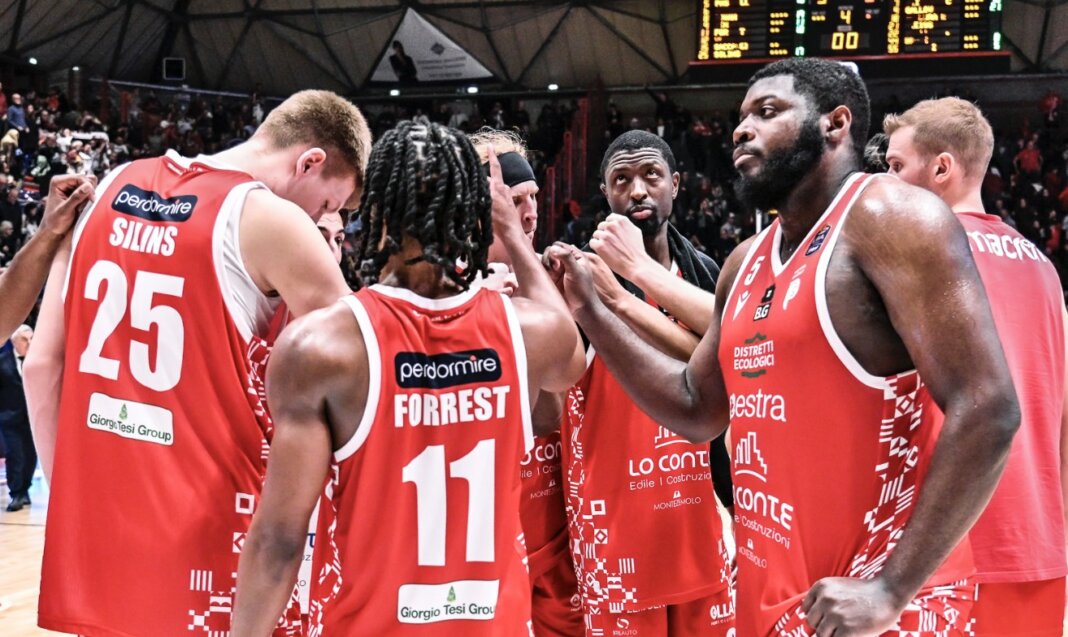 Pistoia Basket 2000, ancora un ko sul parquet amico con Trapani