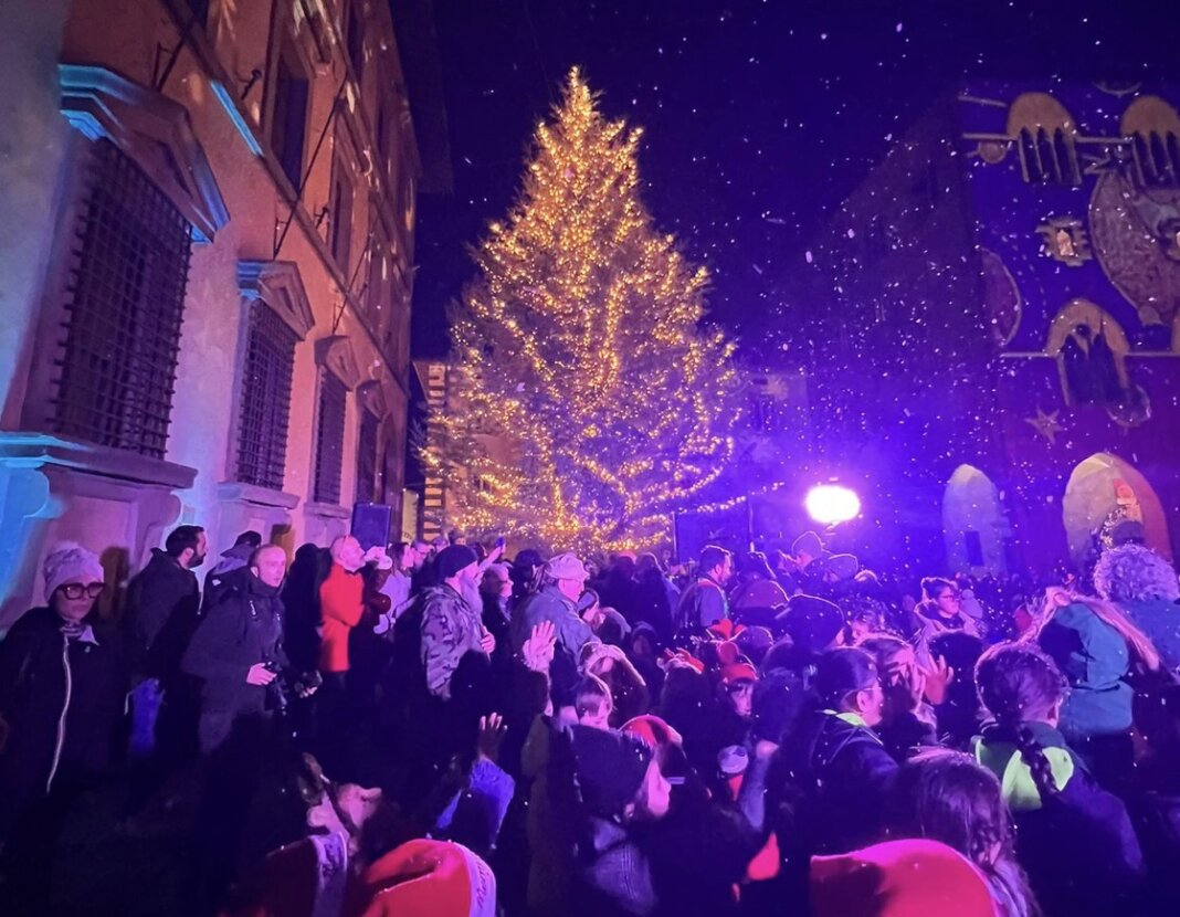 Dalla musica all'incontro con Santa Claus: vigilia e Santo Stefano di eventi a Pistoia