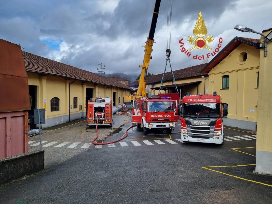 Paura per l'incendio in una ditta di San Marcello Pistoiese