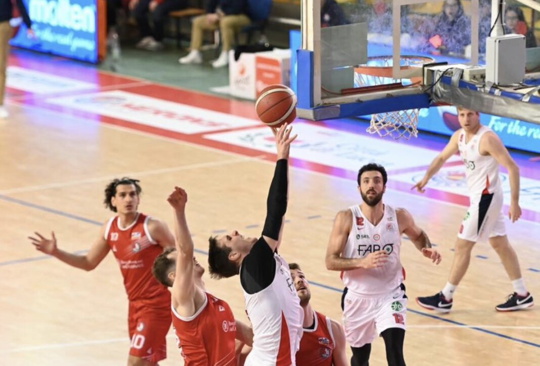 Basket serie B nazionale, vincono La T Tecnica Gema e Fabo Herons