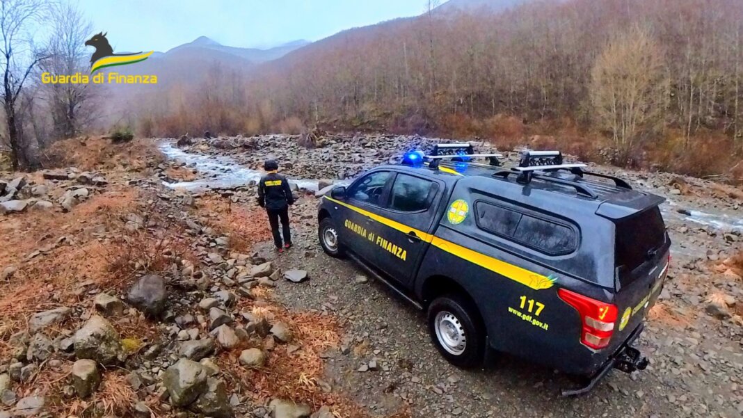 Anche i reparti di montagna della Guardia di Finanza in prima fila per l'emergenza maltempo