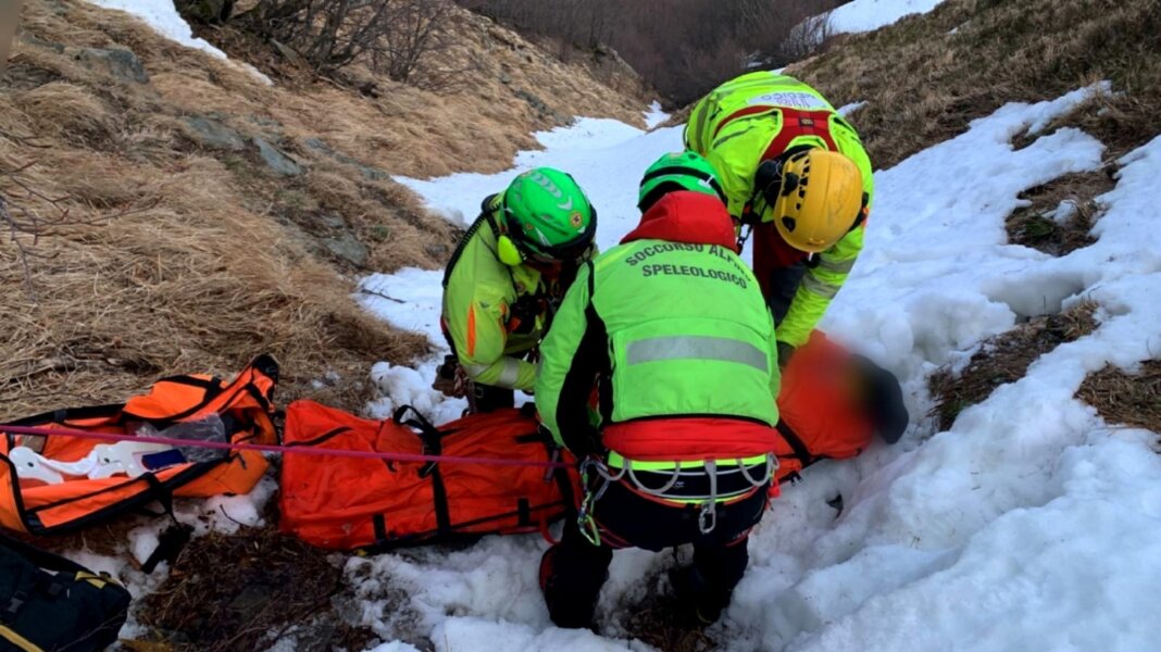 Escursionista precipita in un canalone: arriva il Soccorso Alpino