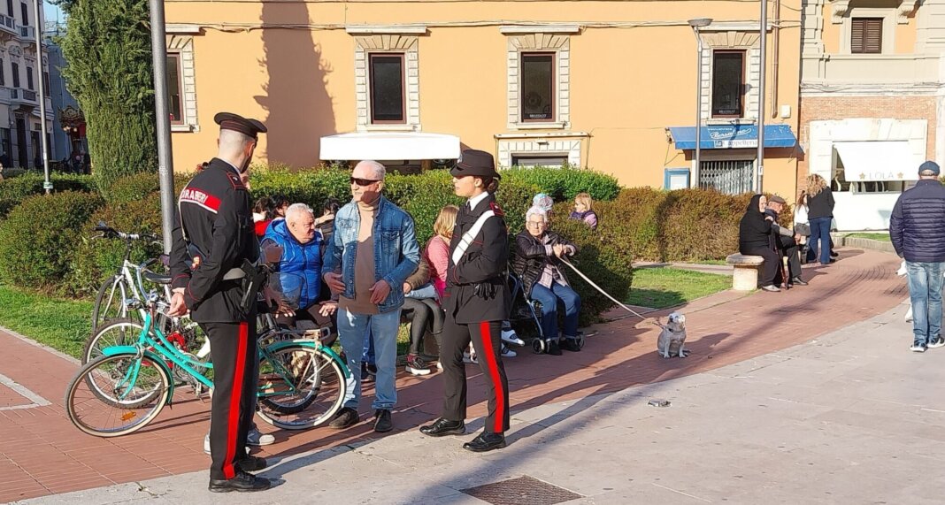Anche controlli a piedi in centro per le festività dai carabinieri di Montecatini