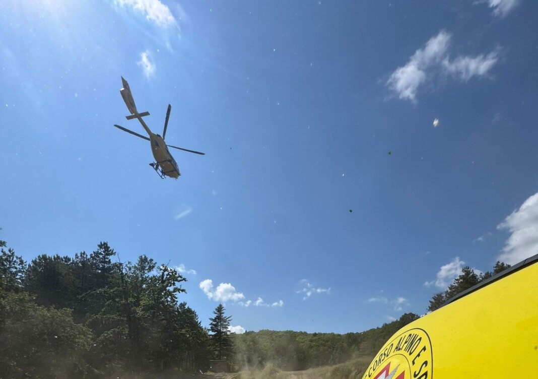 Cade al crossodromo di Prunetta: biker 29enne in elisoccorso in ospedale