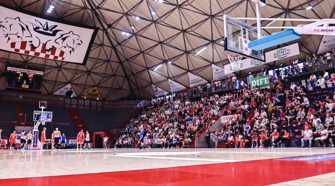 Pistoia Basket 2000, ingresso gratuito agli abbonati per il Memorial Bertolazzi