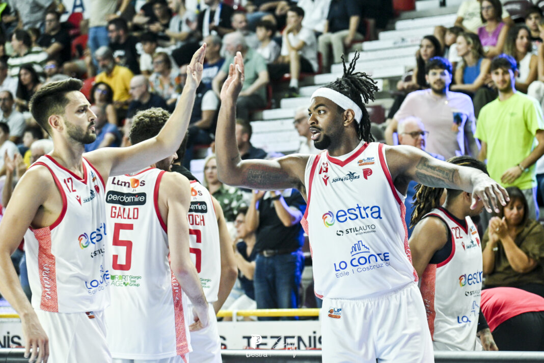 Pistoia Basket 2000, non basta un Knight stellare: a Verona è ko