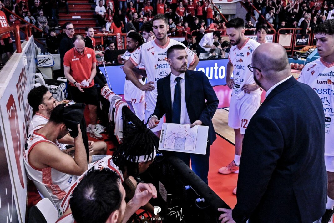 Lunga trasferta per il Pistoia Basket 2000 per dimenticare il ko nel derby