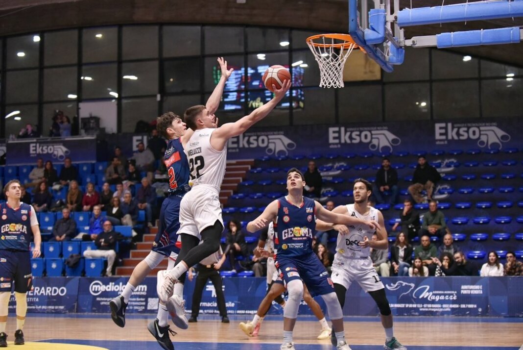 La T Tecnica Gema Montecatini capolista per una notte dopo l'exploit con Piazza Armerina