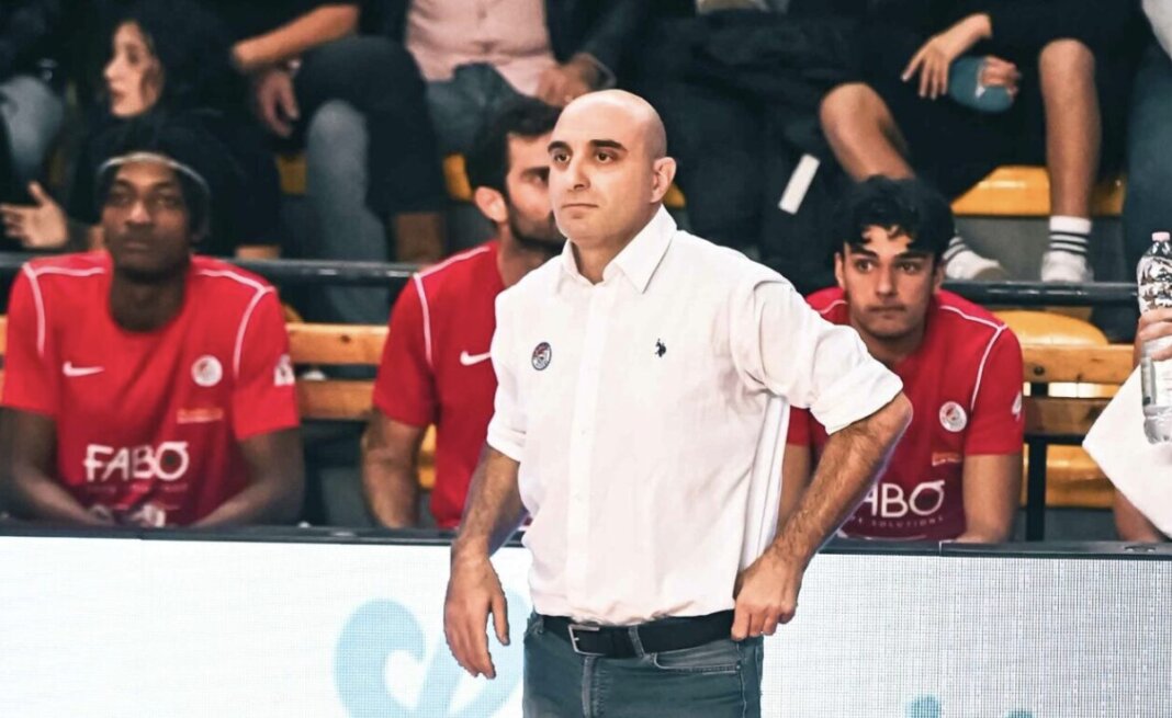 Ancora una sconfitta per Fabo Herons: il ko con Desio costa la panchina a Barsotti