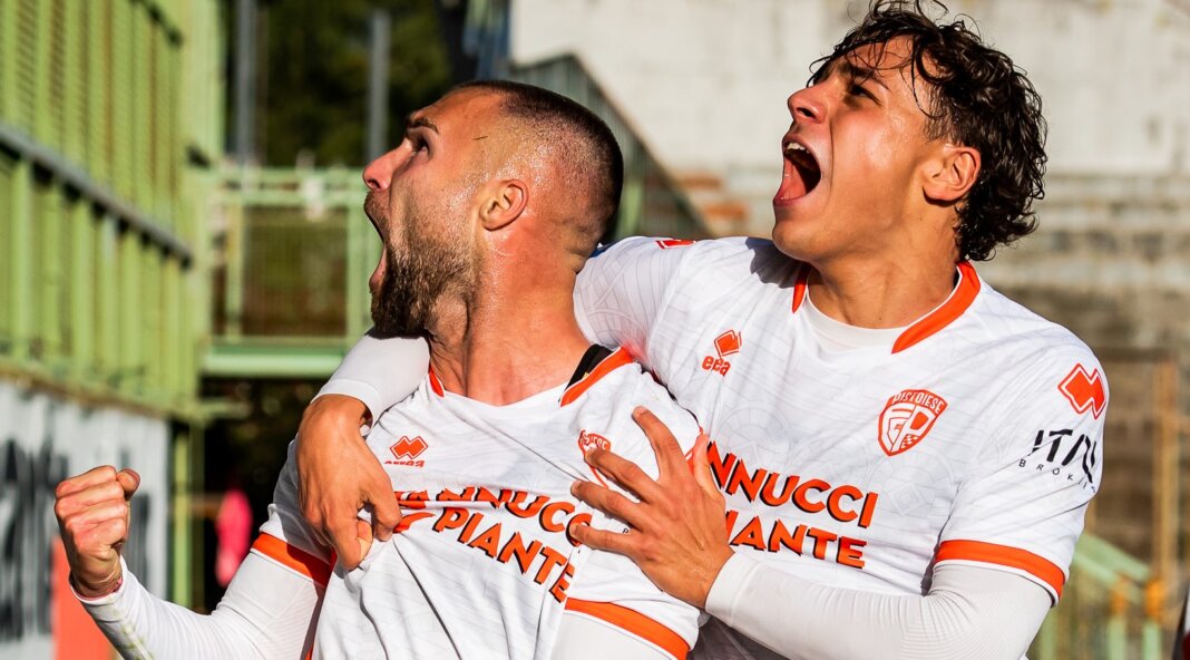 Un gol di Russo a inizio ripresa abbatte la resistenza del Tropical Coriano: Pistoiese a due punti dalla vetta