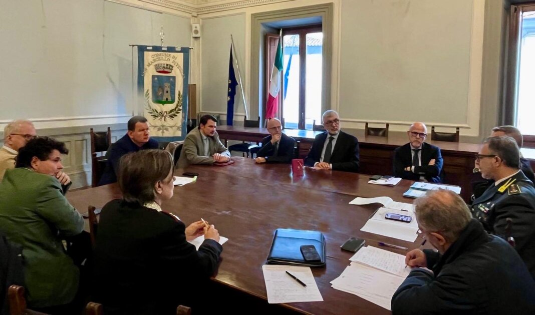 Industria della neve e rischio truffe al centro del comitato per l'ordine pubblico e la sicurezza per la montagna