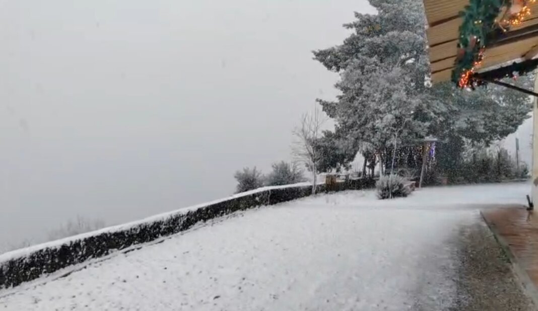 La neve a Castellina (Serravalle)