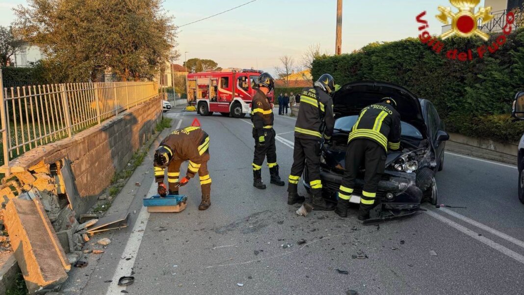incidente auto Larciano