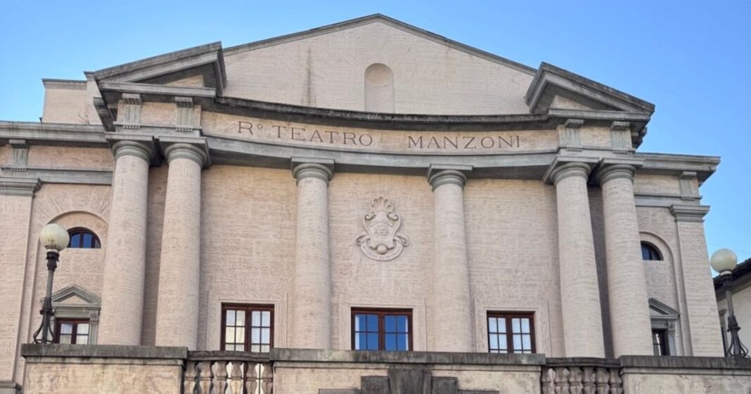 teatro manzoni pistoia