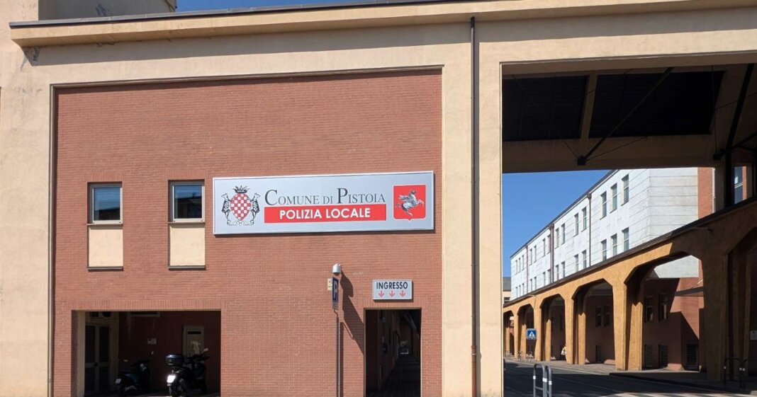 attività di controllo della polizia locale di pistoia