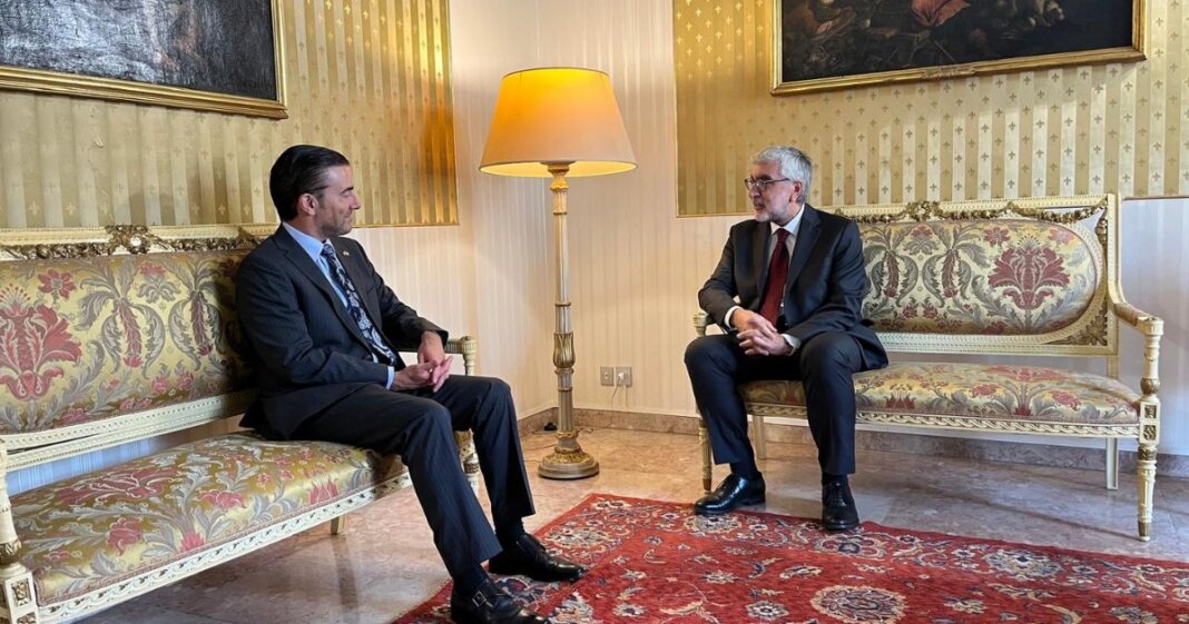 incontro tra il prefetto di pistoia e il console usa