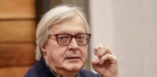 Sgarbi sottoposto a tracheostomia. Il bollettino medico: condizioni stabili, migliora quadro polmonare